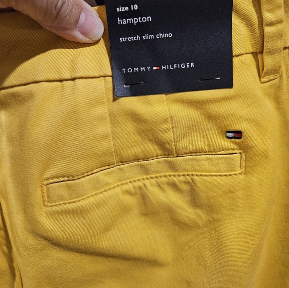 NWT Tommy Hilfiger Chino Pants - Picture 3 of 6